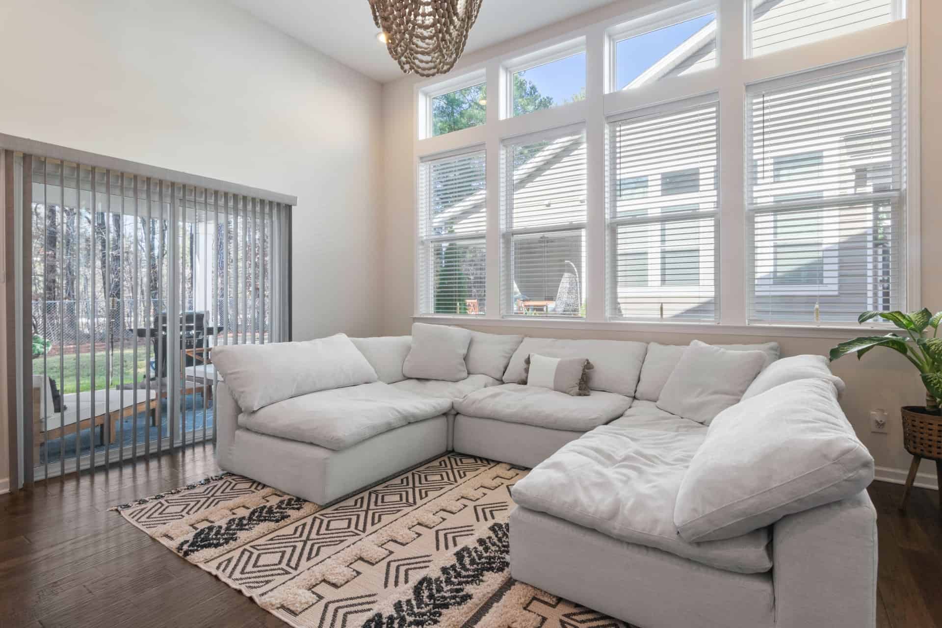 How to Make an Apartment Feel Like Home