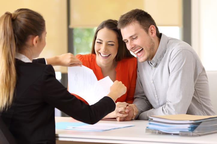 Happy customers ending contract and breaking it