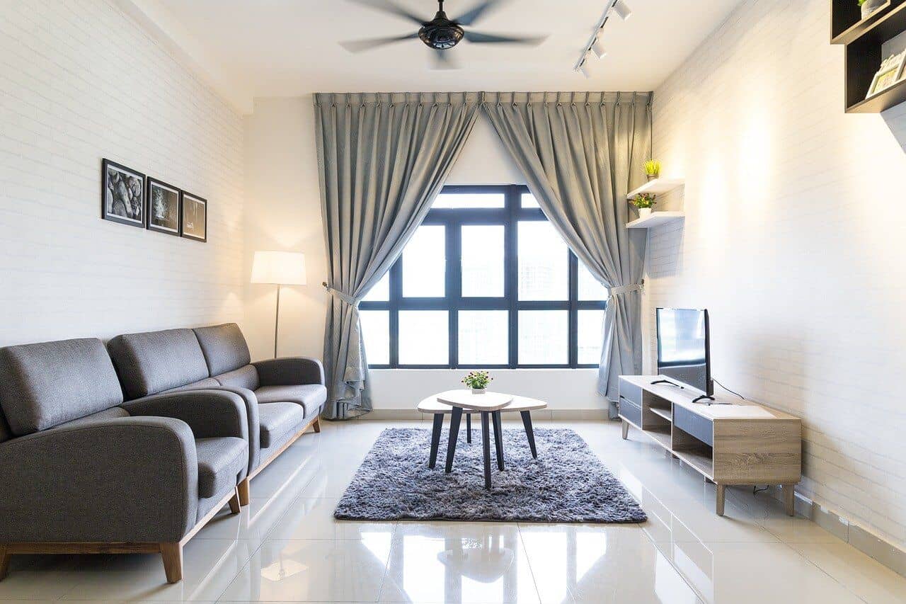 Mobile Home vs. Apartment: Which is Right for You?