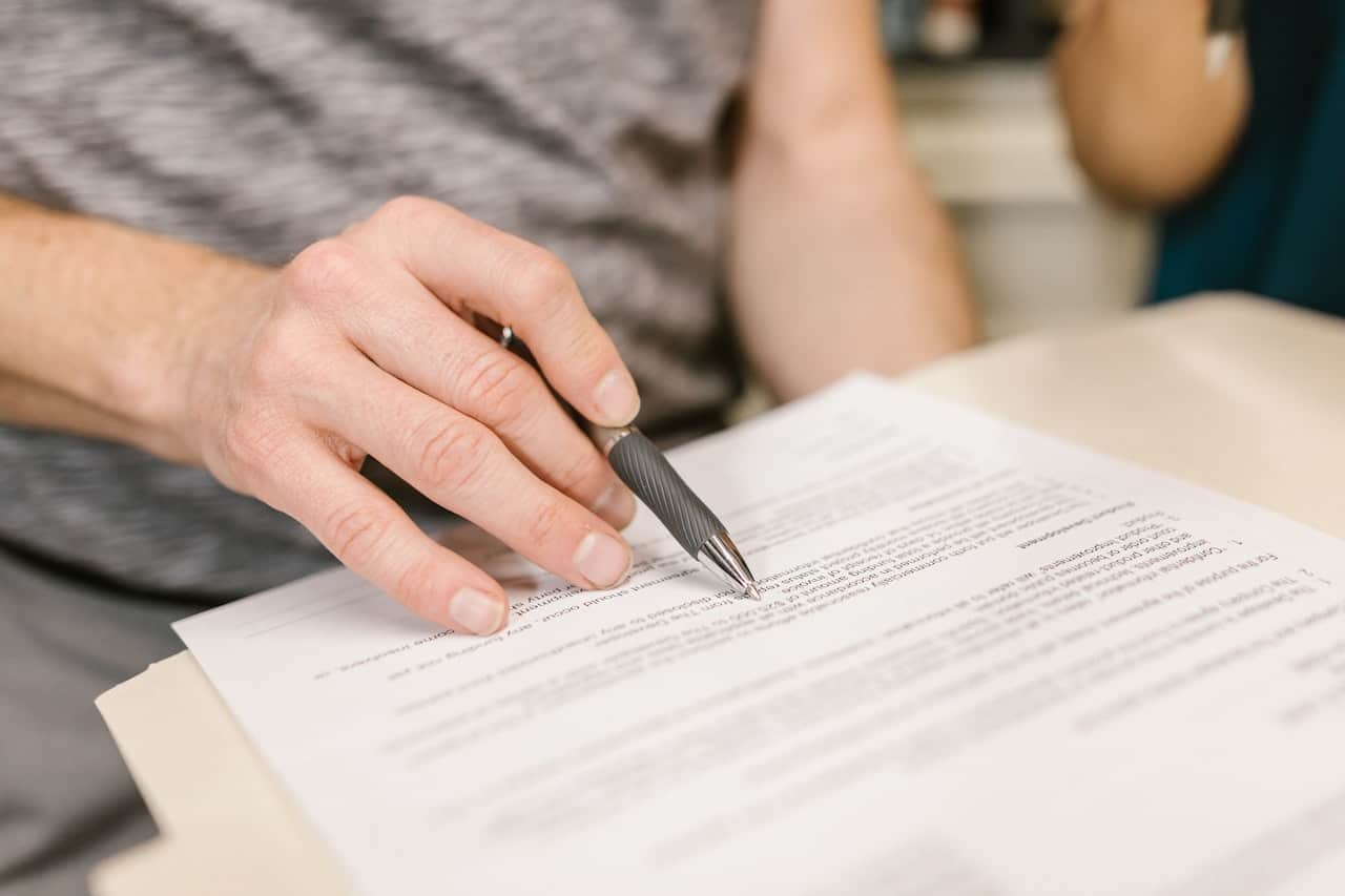When Do Apartment Leases Usually Start?